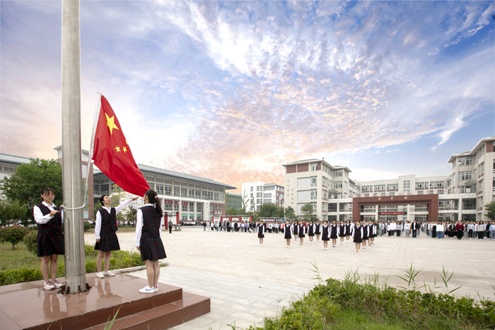 宿州逸夫师范组织举行应急逃生疏散演练